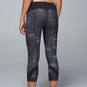 Lululemon Run Inspire Crop II